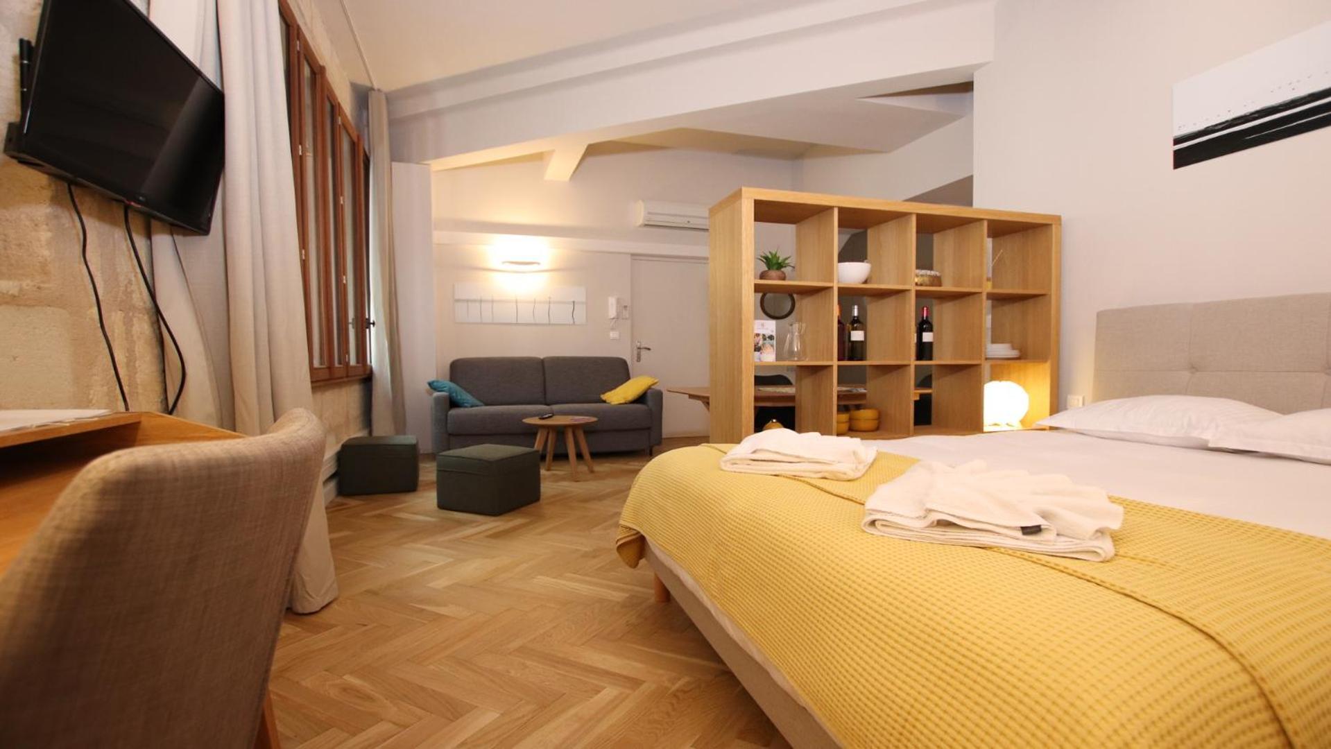 Les Suites De Saint Amand Bordeaux Exterior photo
